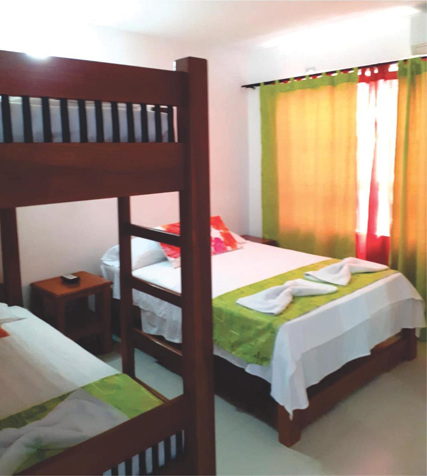 Hotel Oleajes Capurganá Esterno foto